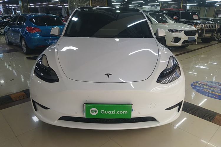 Used Tesla Model Y 2022 Rear-Wheel-Drive Version Front