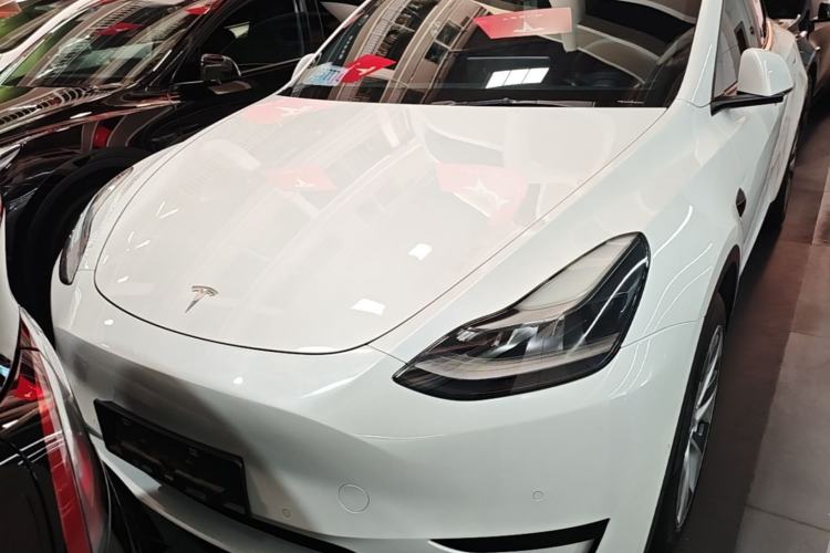 Used Tesla Model Y 2022 Rear-Wheel-Drive Version Front