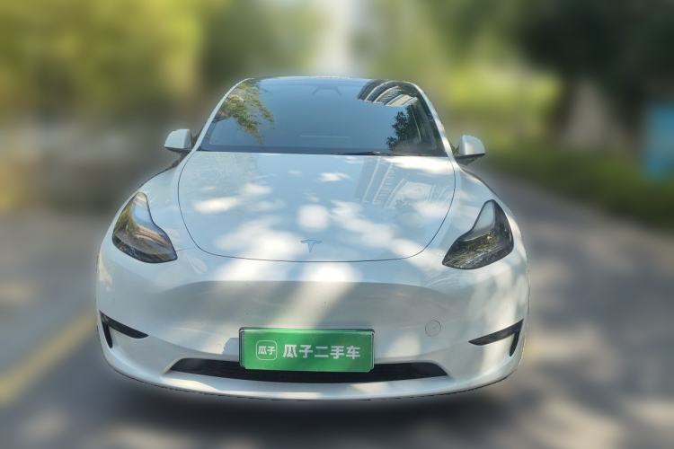 Used Tesla Model Y 2022 Rear-Wheel-Drive Version Front