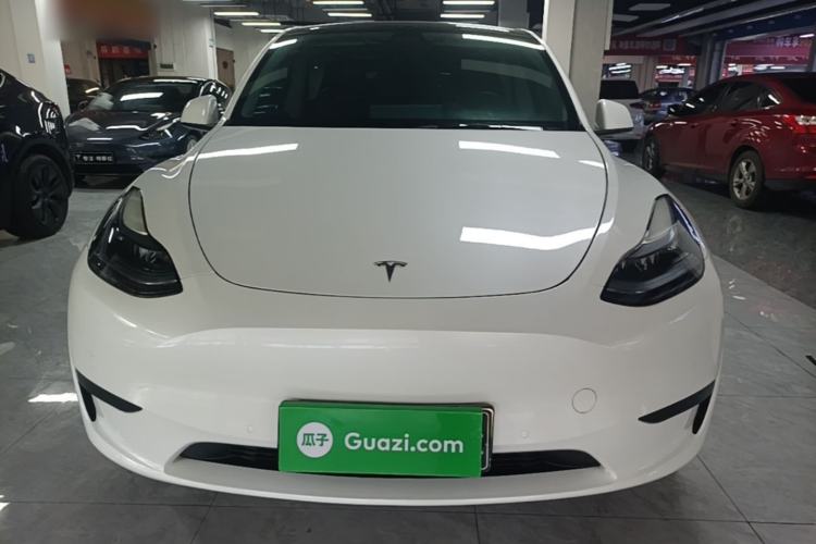 Used Tesla Model Y 2022 Rear-Wheel-Drive Version Front