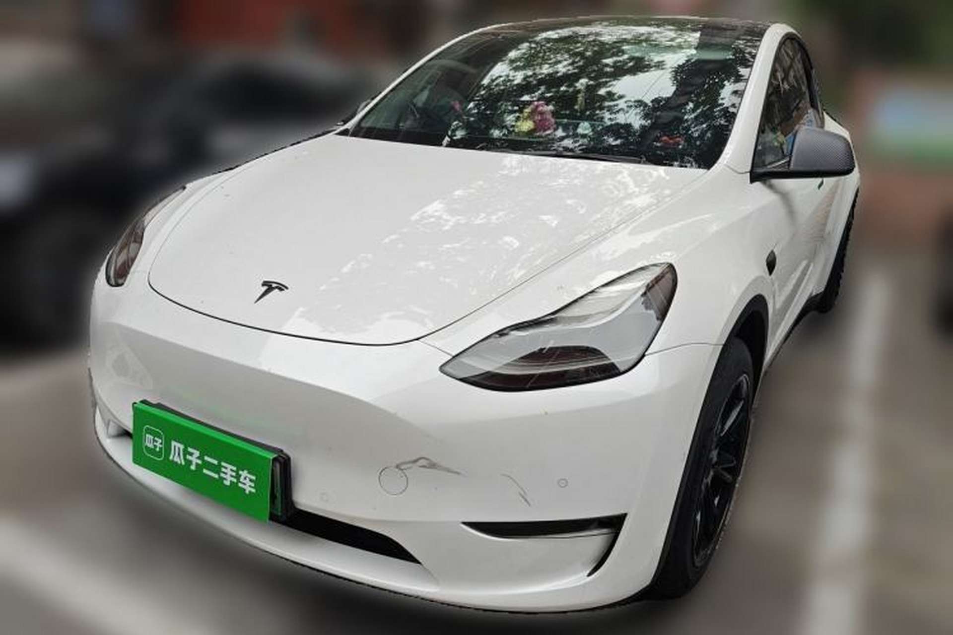 Used Tesla Model Y 2022 Long-Range All-Wheel-Drive Version Front Left 45 Deg
