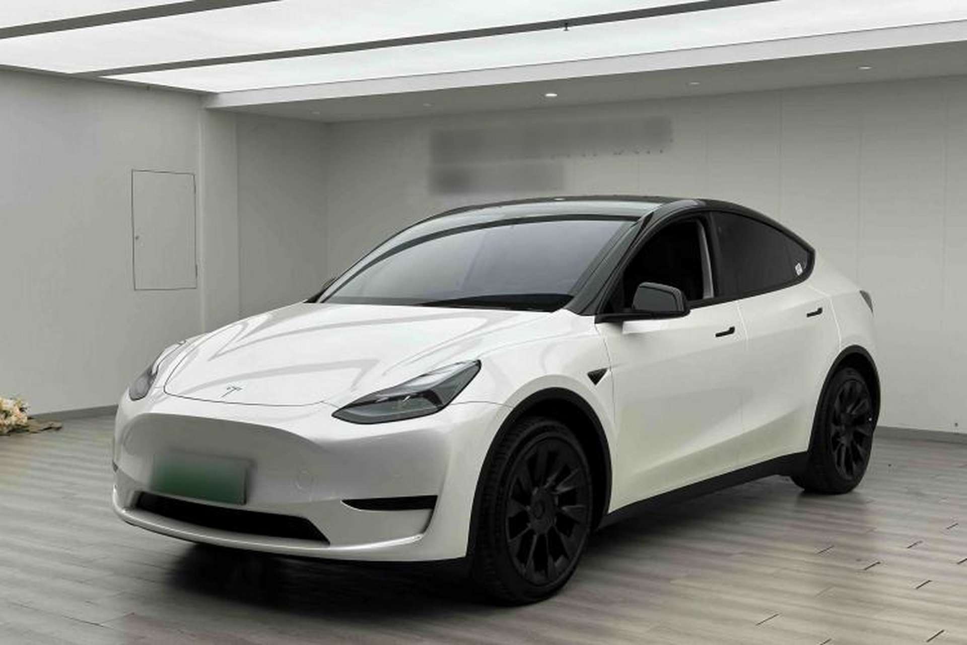 Used Tesla Model Y 2022 Revised Version Rear-Wheel Drive Front Left 45 Deg
