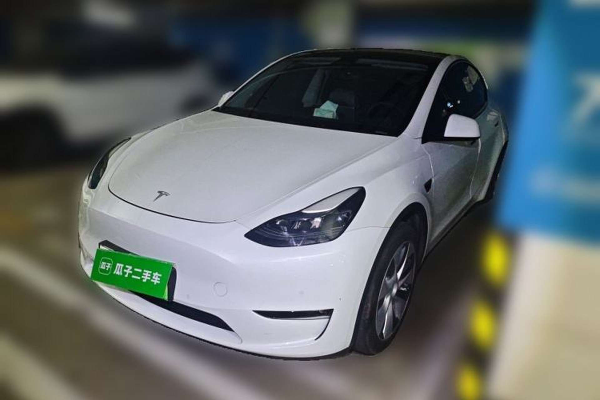 Used Tesla Model Y 2022 Revised Version Long-Range All-Wheel Drive Front Left 45 Deg