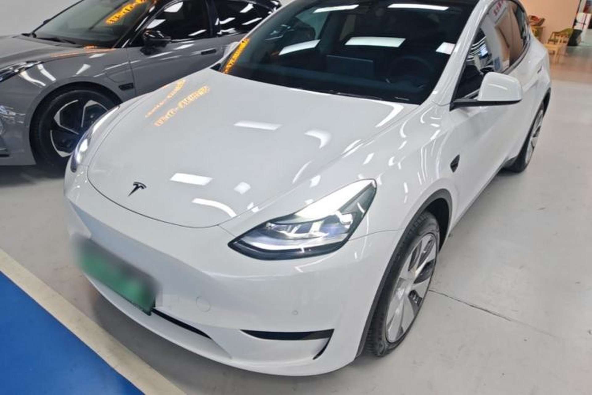Used Tesla Model Y 2022 Revised Version Rear-Wheel Drive Front Left 45 Deg