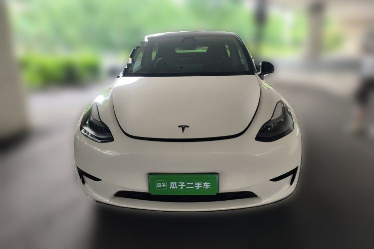 Used Tesla Model Y 2022 Rear-Wheel-Drive Version Front