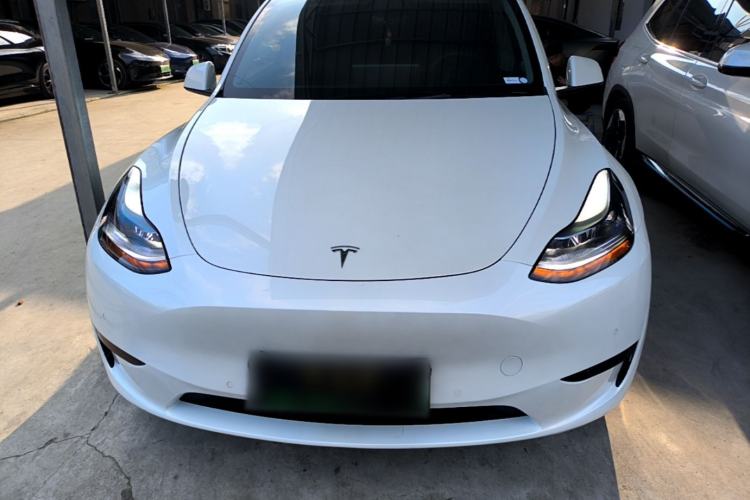 Used Tesla Model Y 2022 Rear-Wheel-Drive Version Front