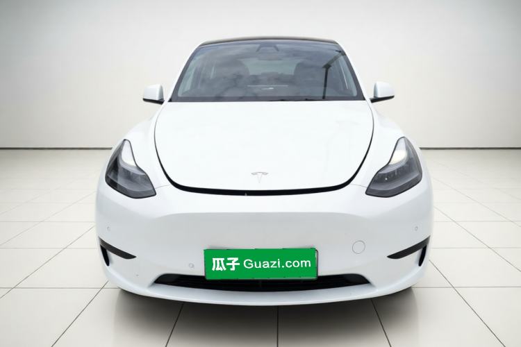 Used Tesla Model Y 2022 Rear-Wheel-Drive Version Front