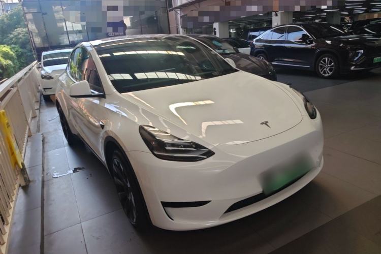 Used Tesla Model Y 2022 Revised Version Rear-Wheel Drive Front Right 45 Deg
