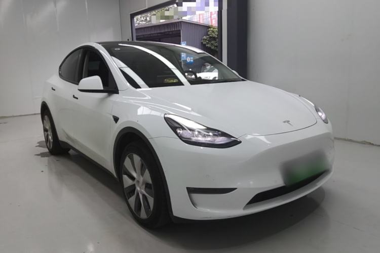 Used Tesla Model Y 2022 Revised Version Long-Range All-Wheel Drive Front Right 45 Deg