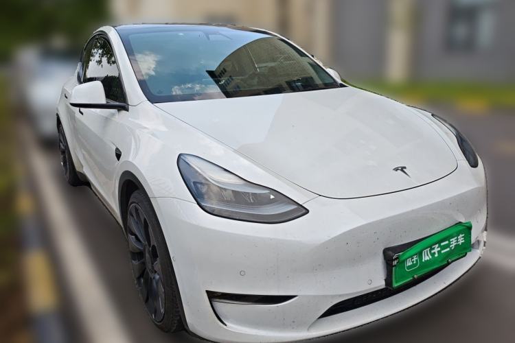 Used Tesla Model Y 2022 Performance High-Performance All-Wheel-Drive Version Front Right 45 Deg