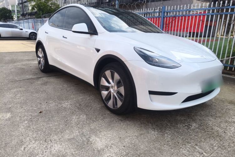 Used Tesla Model Y 2022 Revised Version Rear-Wheel Drive Front Right 45 Deg