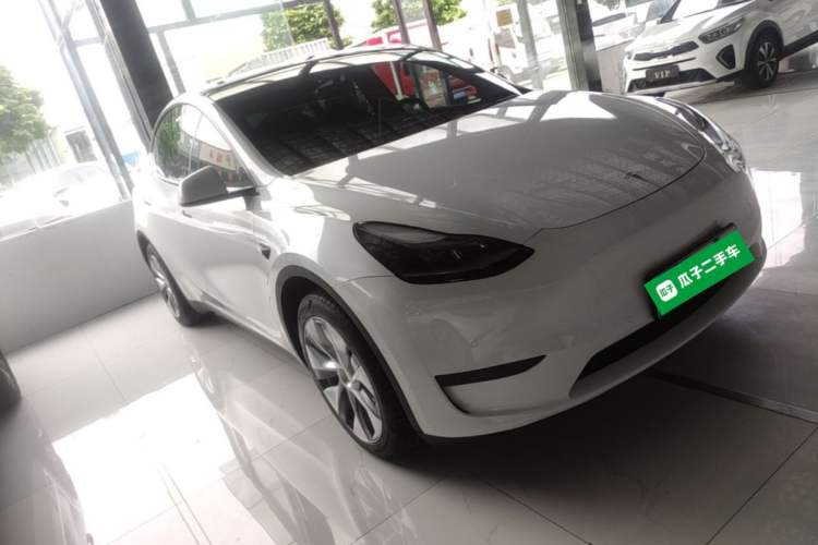 Used Tesla Model Y 2022 Revised Version Rear-Wheel Drive Front Right 45 Deg