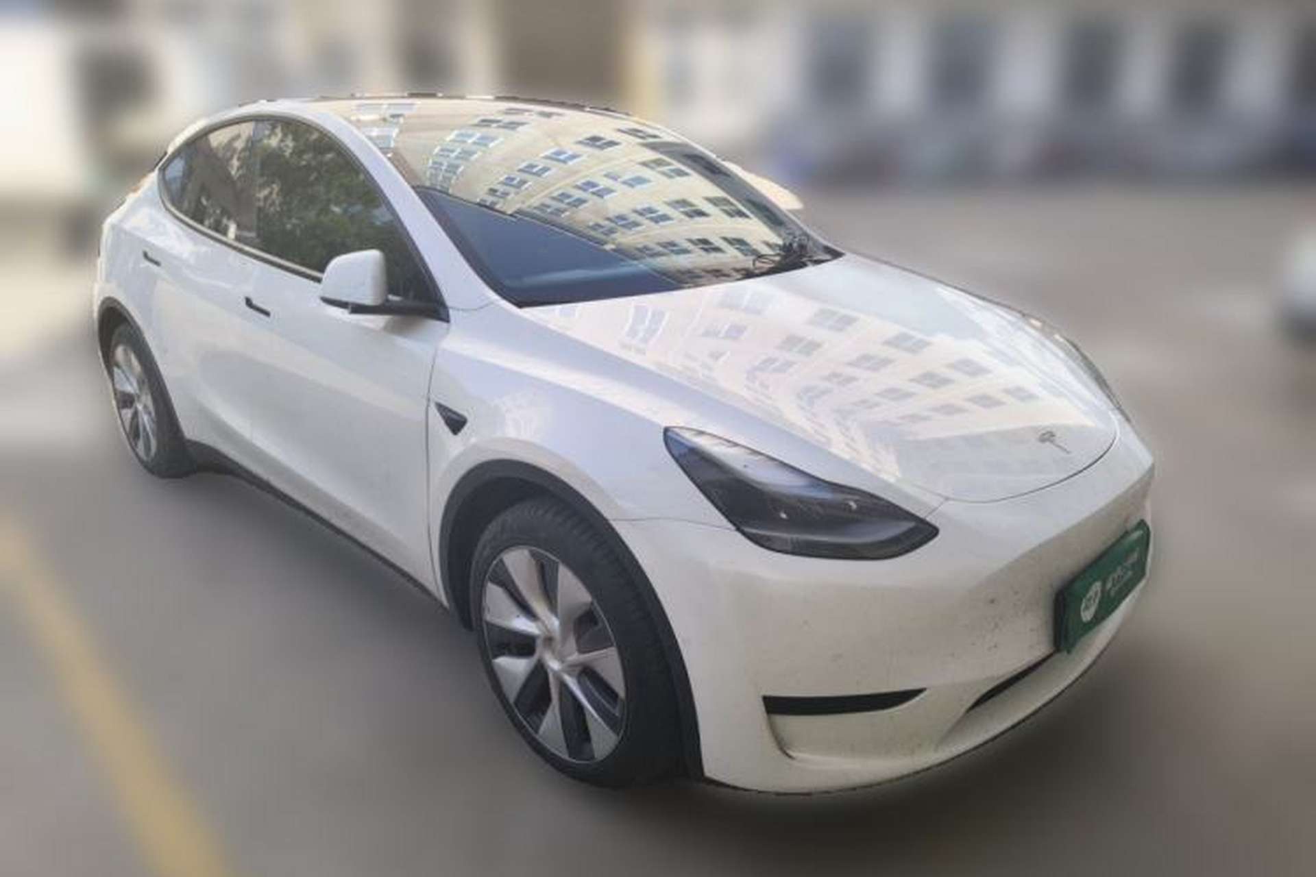Used Tesla Model Y 2022 Rear-Wheel-Drive Version Front Right 45 Deg