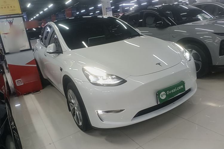 Used Tesla Model Y 2022 Revised Version Long-Range All-Wheel Drive Front Right 45 Deg