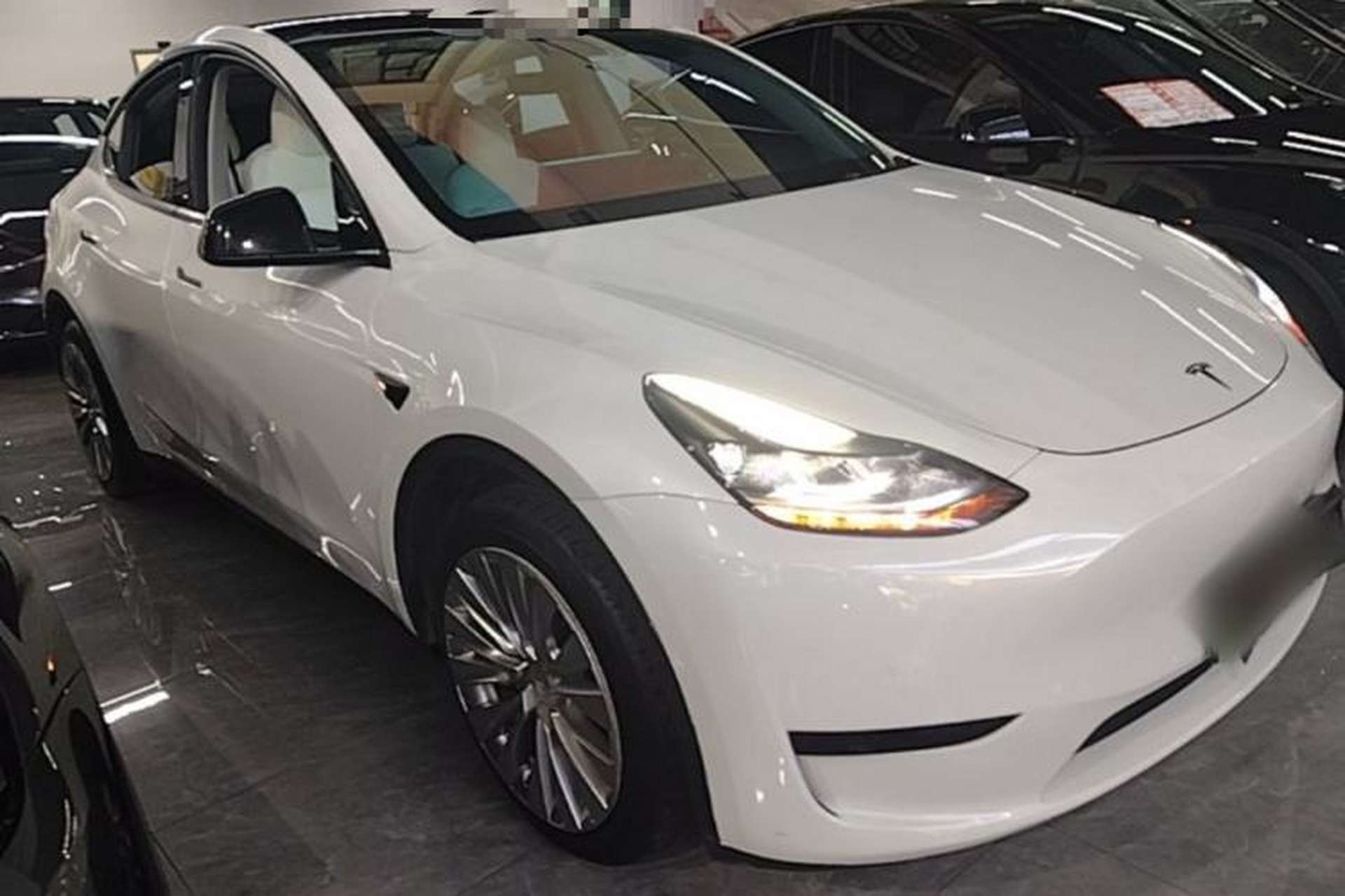 Used Tesla Model Y 2022 Revised Version Rear-Wheel Drive Front Right 45 Deg
