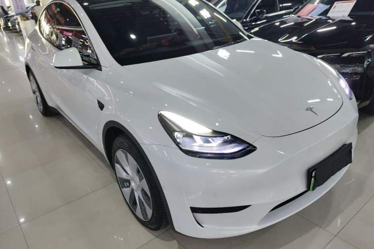 Used Tesla Model Y 2022 Revised Version Rear-Wheel Drive Front Right 45 Deg