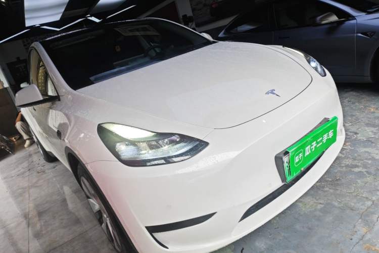 Used Tesla Model Y 2022 Revised Version Rear-Wheel Drive Front Right 45 Deg
