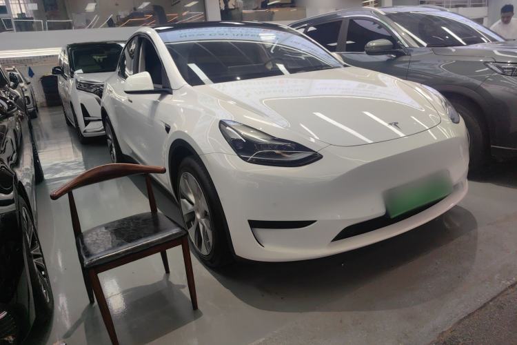 Used Tesla Model Y 2022 Revised Version Rear-Wheel Drive Front Right 45 Deg