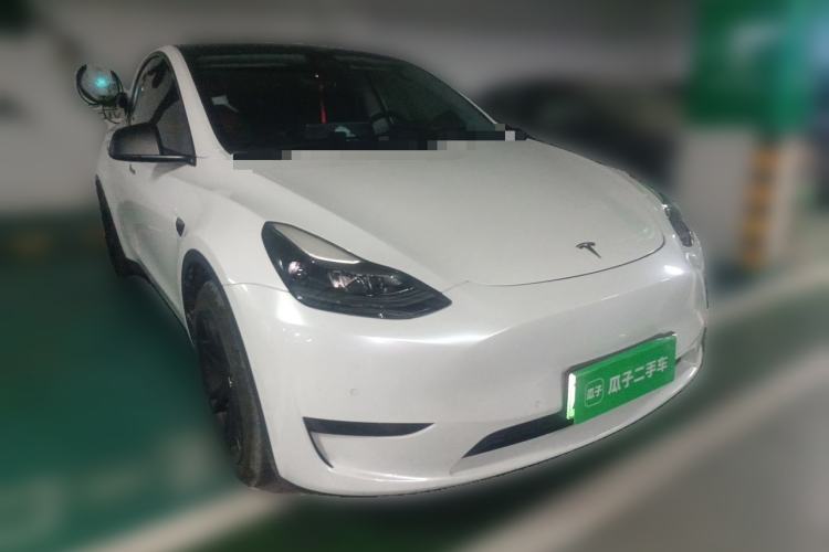 Used Tesla Model Y 2022 Rear-Wheel-Drive Version Front Right 45 Deg