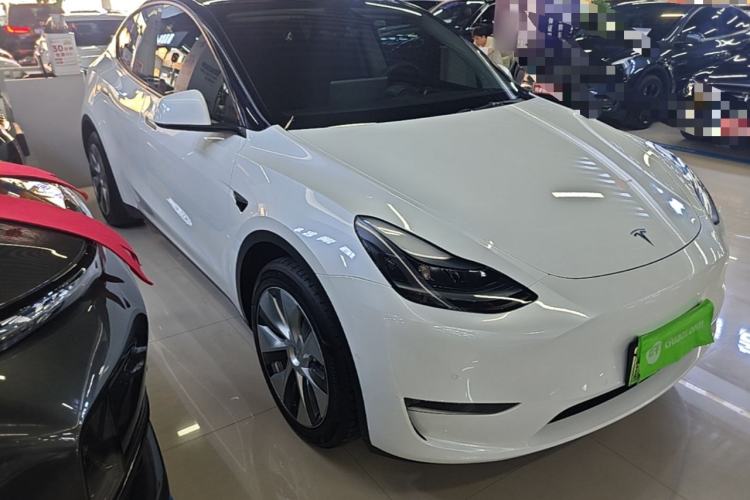 Used Tesla Model Y 2022 Revised Version Long-Range All-Wheel Drive Front Right 45 Deg