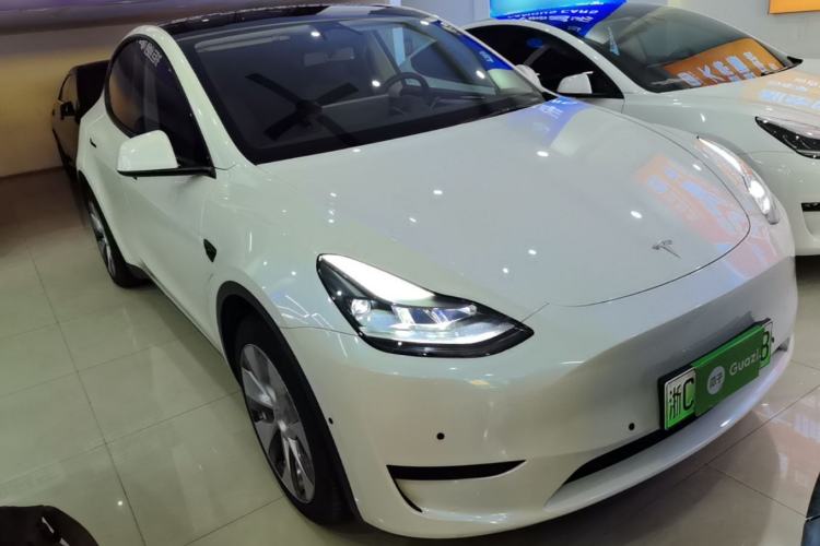 Used Tesla Model Y 2022 Revised Version Rear-Wheel Drive Front Right 45 Deg