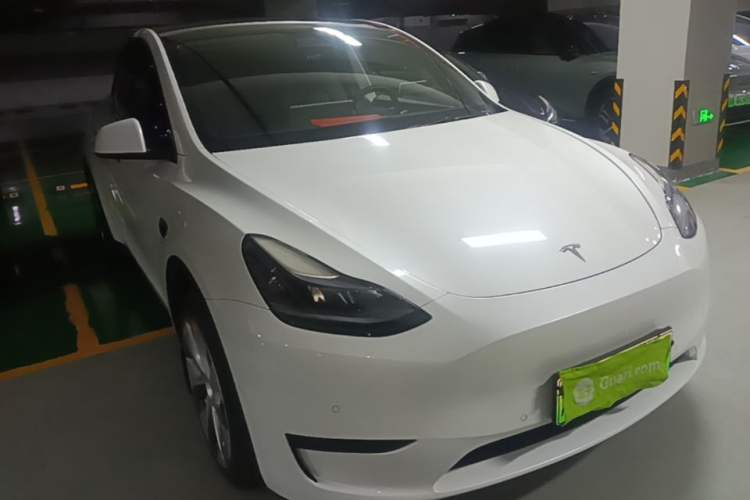Used Tesla Model Y 2022 Revised Version Rear-Wheel Drive Front Right 45 Deg