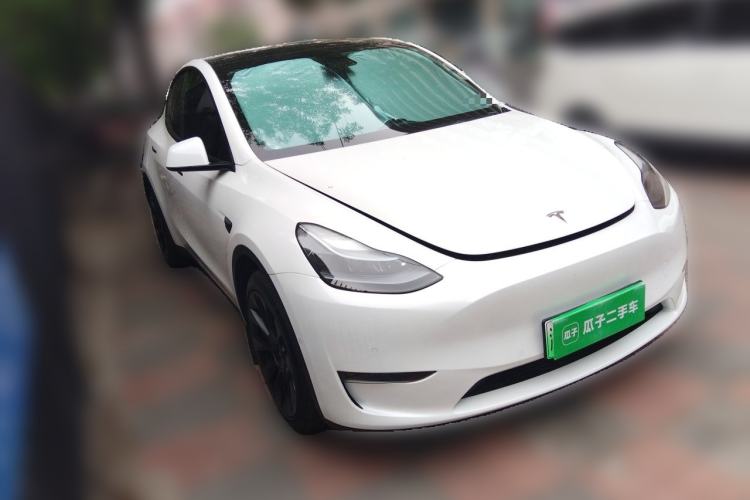 Used Tesla Model Y 2022 Revised Version Long-Range All-Wheel Drive Front Right 45 Deg