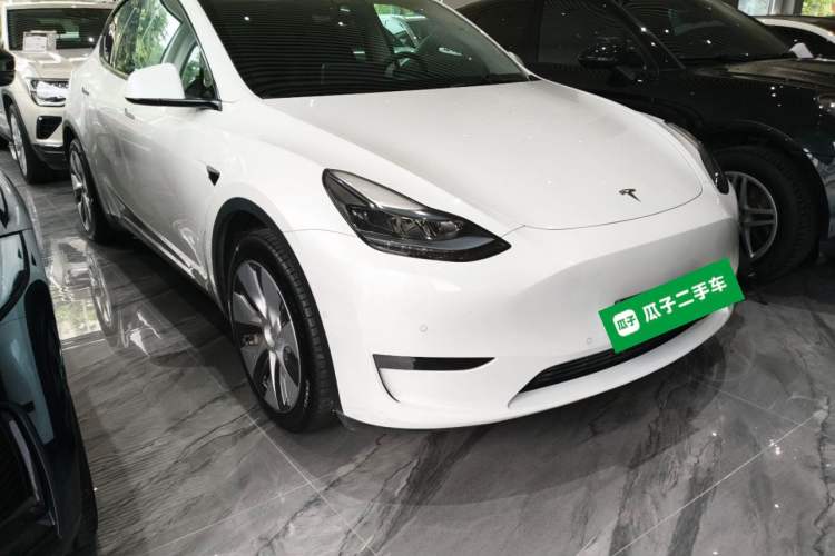Used Tesla Model Y 2022 Revised Version Rear-Wheel Drive Front Right 45 Deg