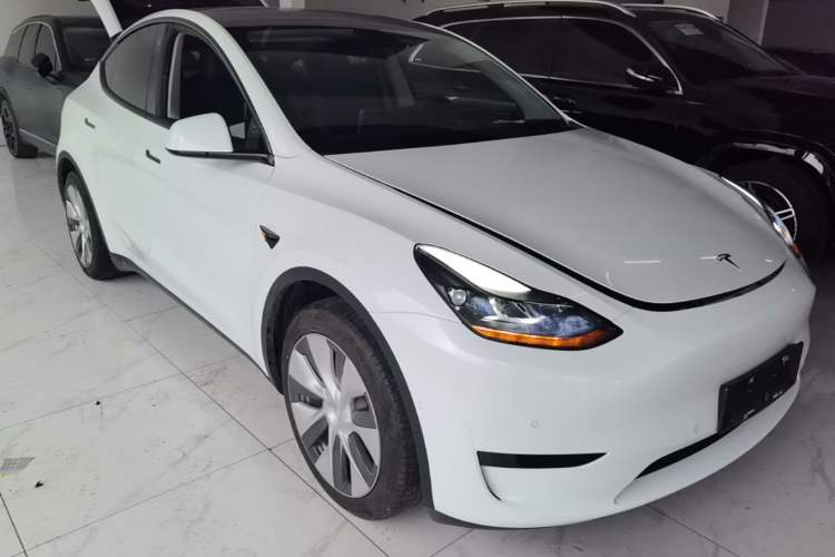Used Tesla Model Y 2022 Revised Version Rear-Wheel Drive Front Right 45 Deg