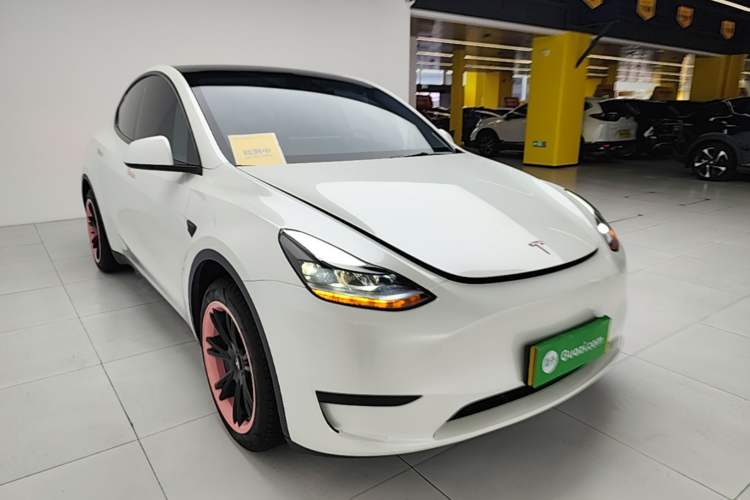 Used Tesla Model Y 2022 Revised Version Rear-Wheel Drive Front Right 45 Deg