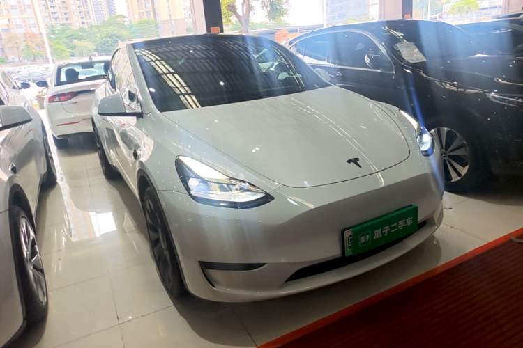 Used Tesla Model Y 2022 Revised Version Rear-Wheel Drive Front Right 45 Deg