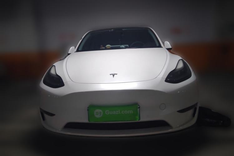 Used Tesla Model Y 2022 Long-Range All-Wheel-Drive Version Front