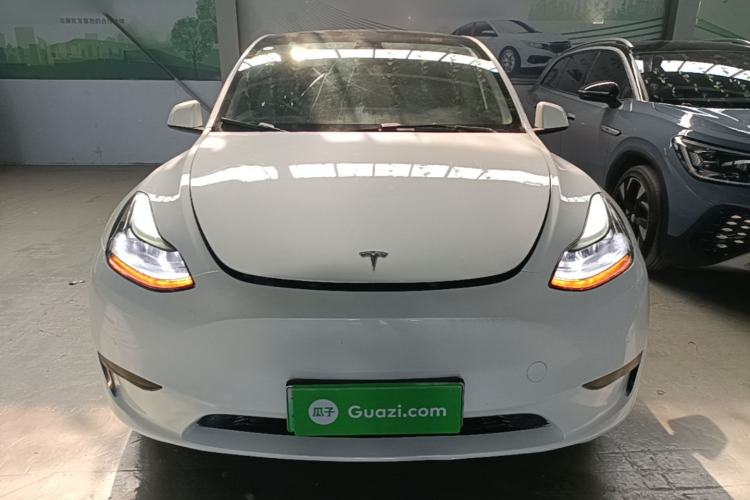 Used Tesla Model Y 2022 Rear-Wheel-Drive Version Front