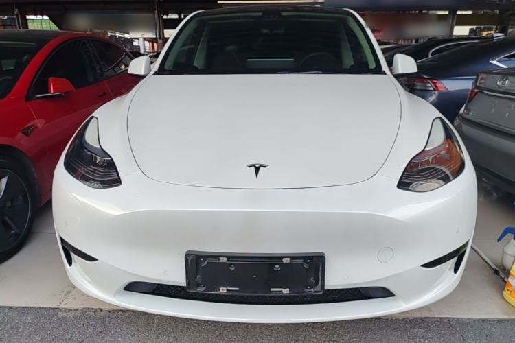 Used Tesla Model Y 2022 Rear-Wheel-Drive Version Front