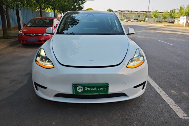 Used Tesla Model Y 2022 Rear-Wheel-Drive Version Front