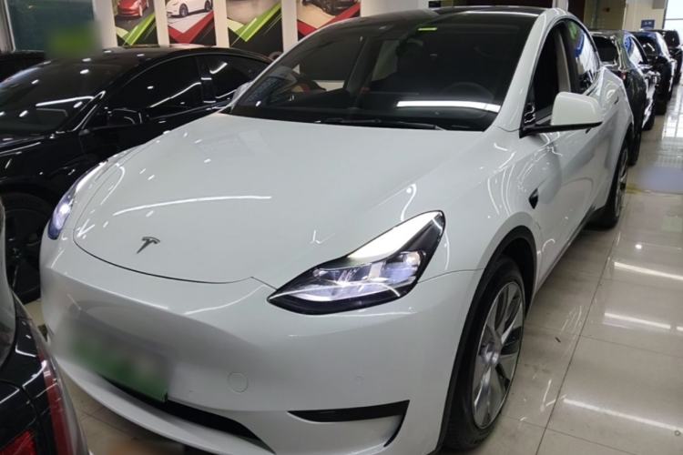 Used Tesla Model Y 2022 Rear-Wheel-Drive Version Front