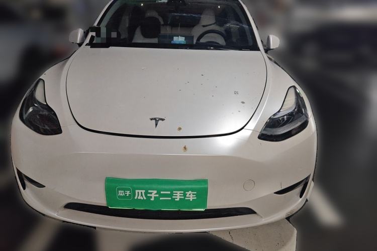 Used Tesla Model Y 2022 Long-Range All-Wheel-Drive Version Front