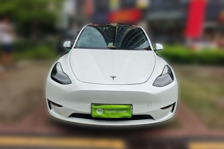 Used Tesla Model Y 2022 Long-Range All-Wheel-Drive Version Front