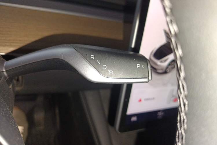 Used Tesla Model Y 2022 Rear-Wheel-Drive Version Gear Lever