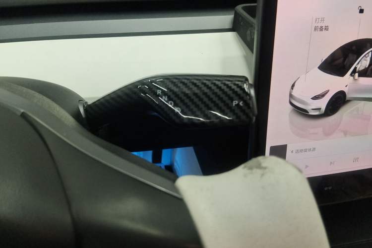 Used Tesla Model Y 2022 Performance High-Performance All-Wheel-Drive Version Gear Lever