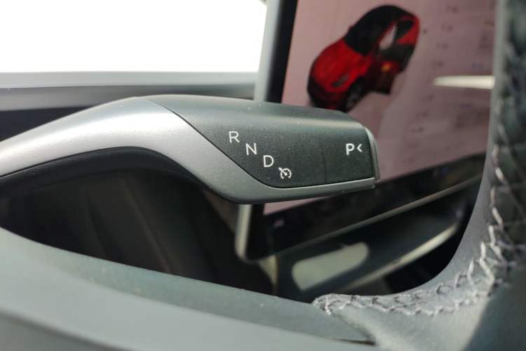 Used Tesla Model Y 2022 Long-Range All-Wheel-Drive Version Gear Lever