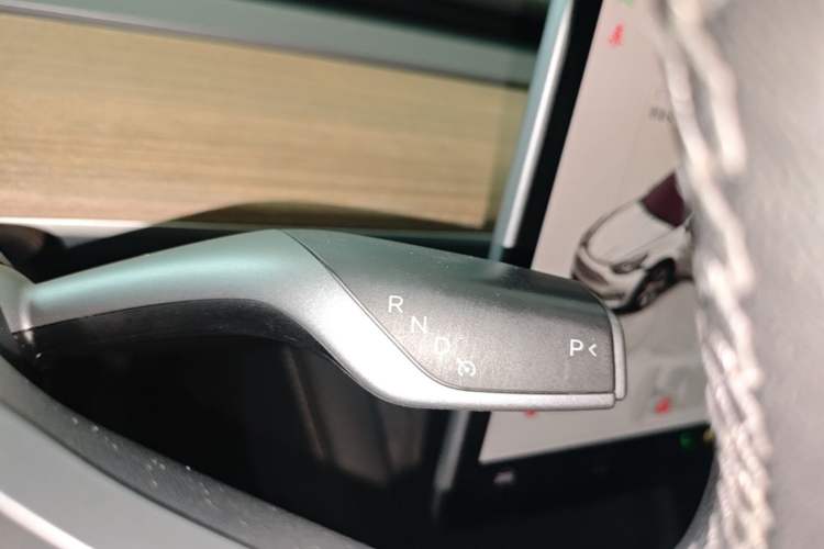Used Tesla Model Y 2022 Rear-Wheel-Drive Version Gear Lever
