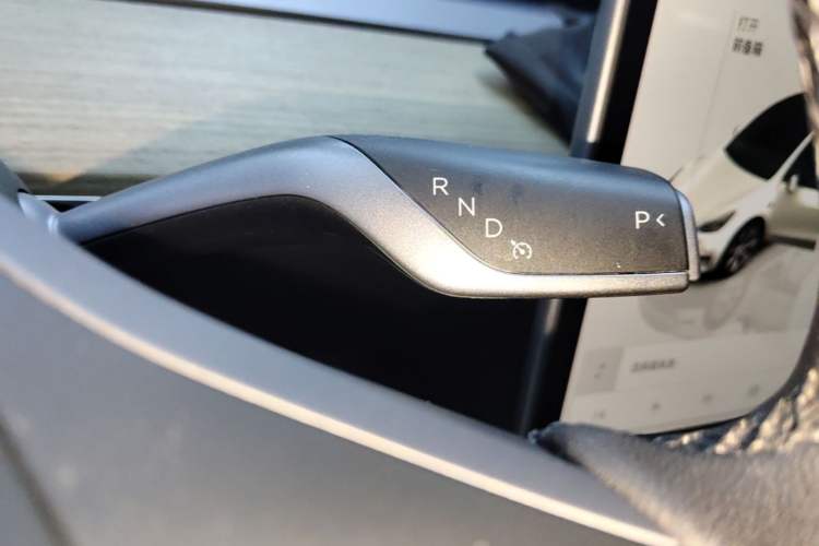 Used Tesla Model Y 2022 Rear-Wheel-Drive Version Gear Lever