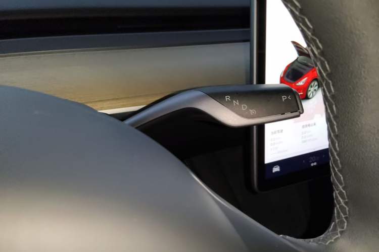 Used Tesla Model Y 2022 Revised Version Rear-Wheel Drive Gear Lever