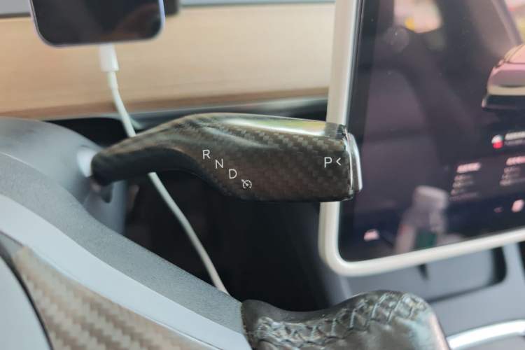 Used Tesla Model Y 2022 Long-Range All-Wheel-Drive Version Gear Lever