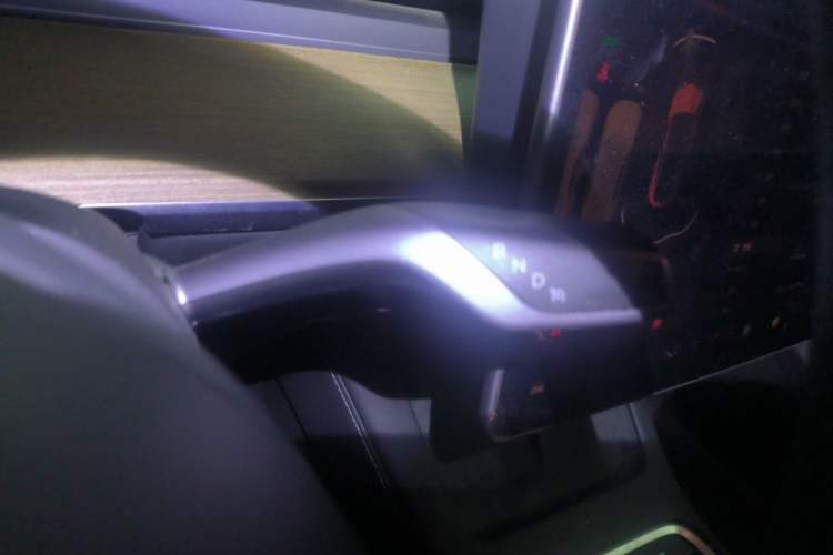 Used Tesla Model Y 2022 Rear-Wheel-Drive Version Gear Lever