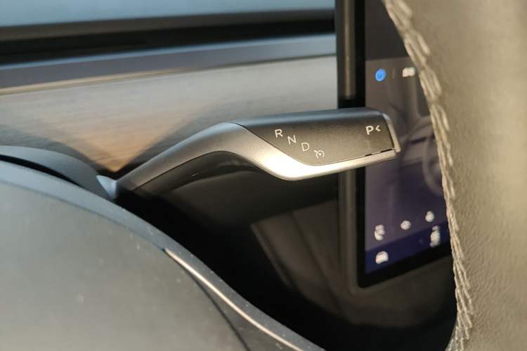 Used Tesla Model Y 2022 Rear-Wheel-Drive Version Gear Lever