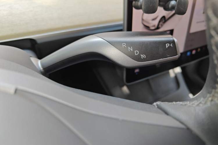 Used Tesla Model Y 2022 Rear-Wheel-Drive Version Gear Lever