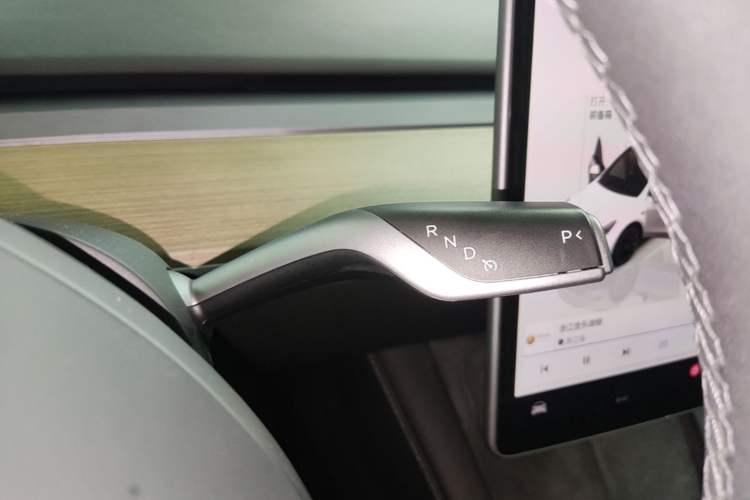 Used Tesla Model Y 2022 Rear-Wheel-Drive Version Gear Lever