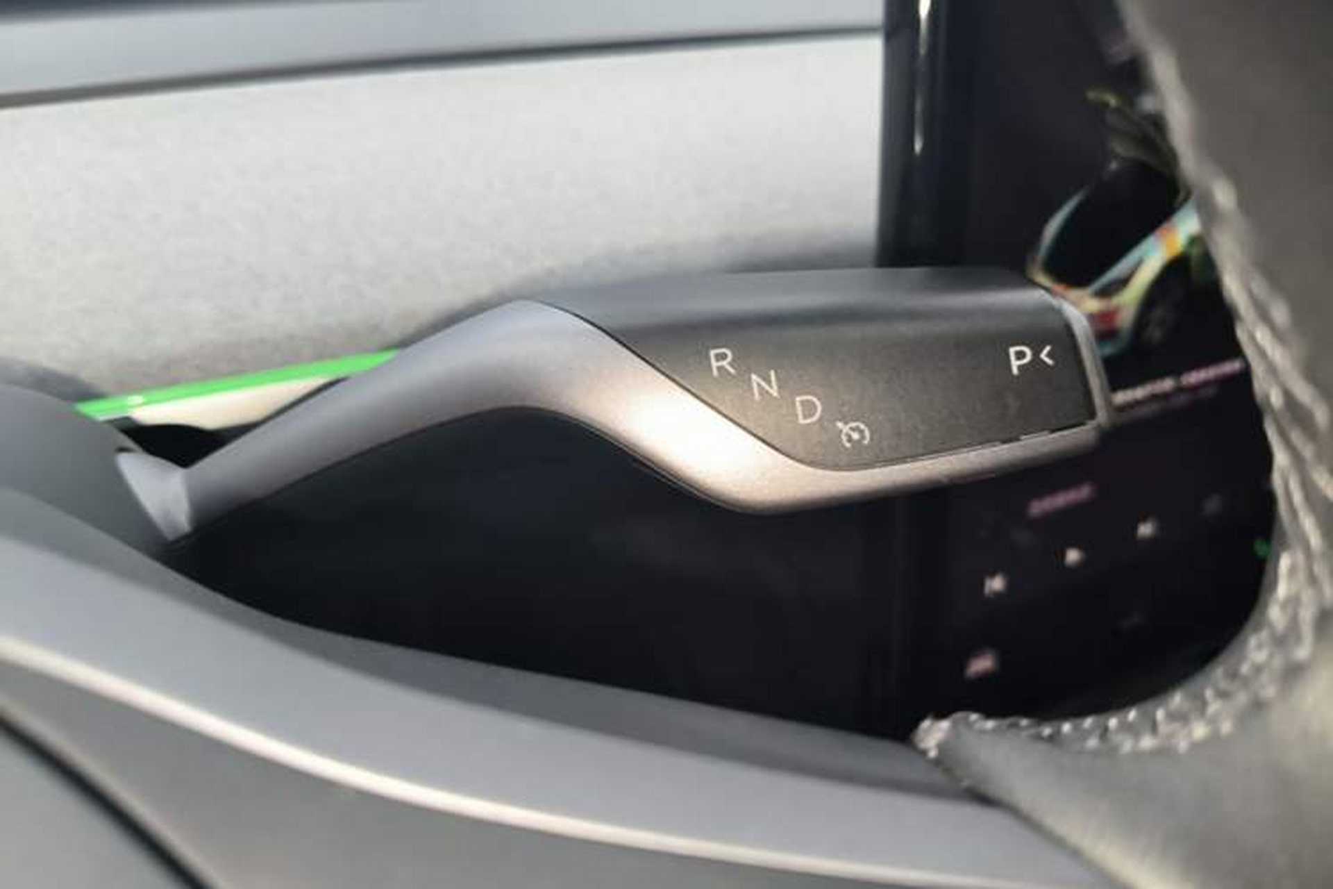Used Tesla Model Y 2022 Revised Version Rear-Wheel Drive Gear Lever